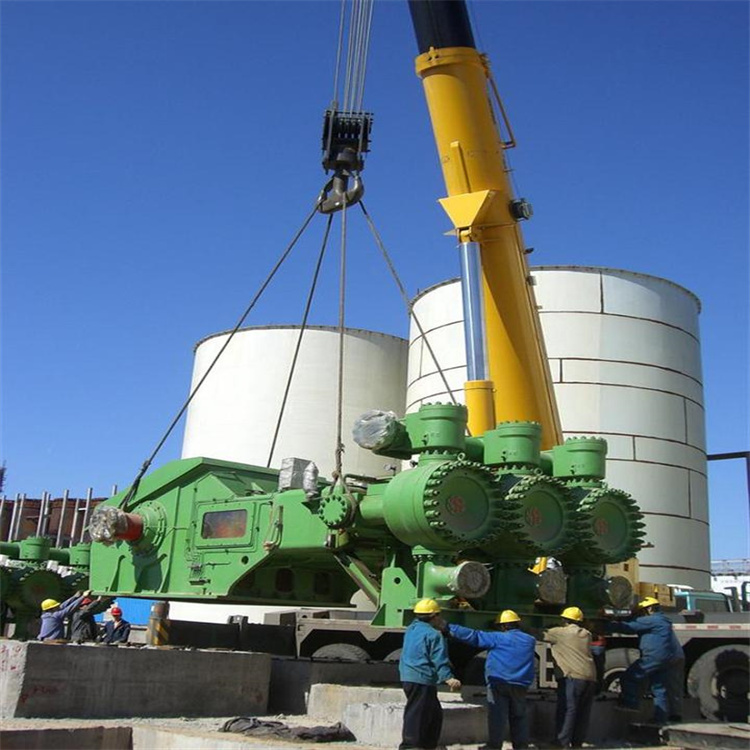 新丰租赁200吨吊车